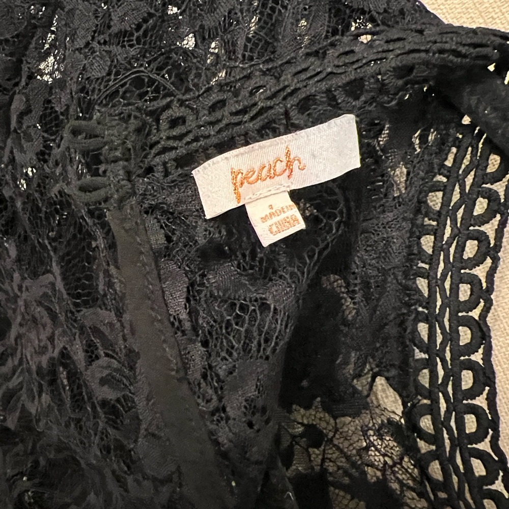 Black Lace Women's Top - Picture 5 of 6